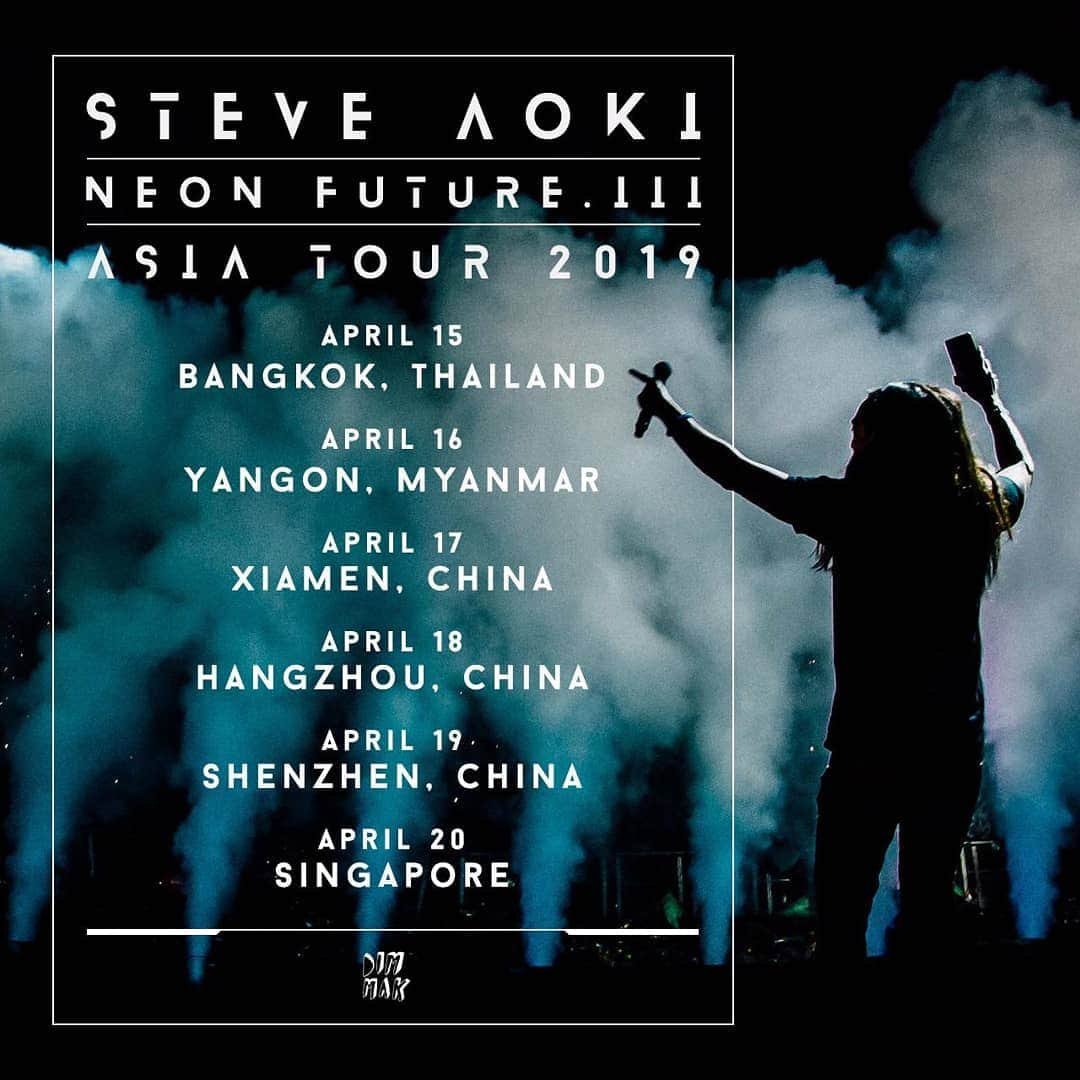 スティーヴ・アオキさんのインスタグラム写真 - (スティーヴ・アオキInstagram)「Yes!! The #NeonFuture3 Tour comes to Asia and Bangkok Thailand was first on the list! This is gonna be a fun week!! Tag ur friends that need to see my show! 🥰😋😊😚🤯」4月16日 3時32分 - steveaoki