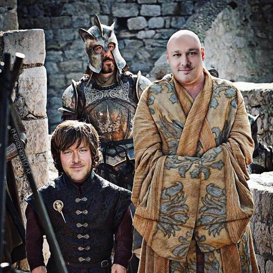 ウィル・サッソさんのインスタグラム写真 - (ウィル・サッソInstagram)「Game of Thrones?! More like Game of... uh... Photoshop or... ha I dunno lol. Ok anyway, have a terrific rest of your day. C/O: @photoshopped_af」4月16日 3時33分 - willsasso