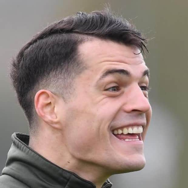 アーセナルFCさんのインスタグラム写真 - (アーセナルFCInstagram)「When you’re back fit and in the team 😁 #GranitXhaka #Xhaka #AFC #Arsenal #PremierLeague」4月16日 3時52分 - arsenal