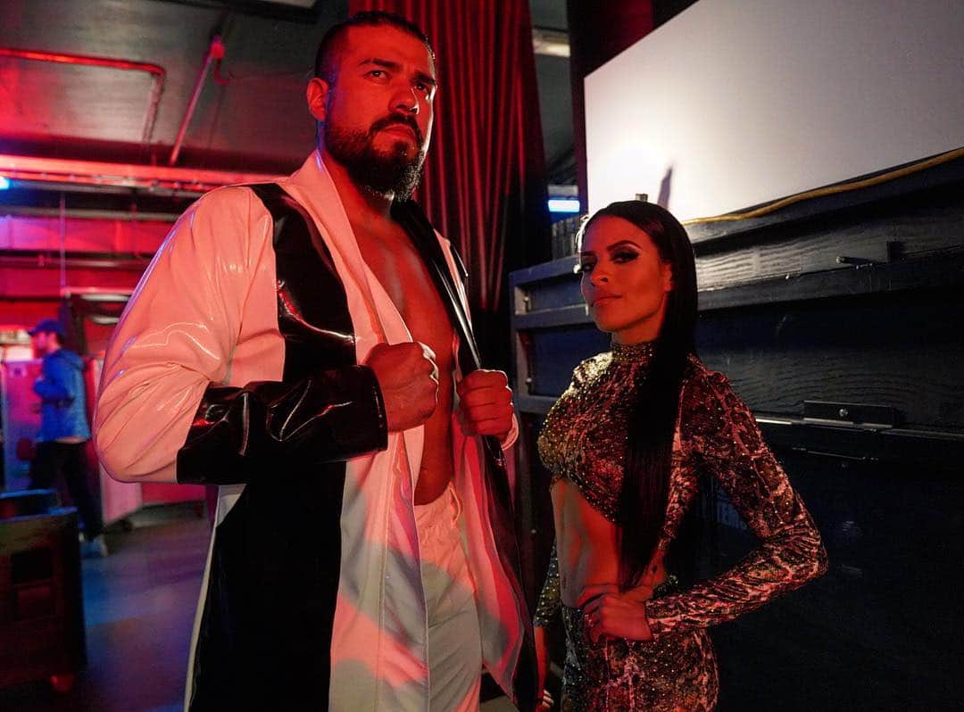 WWEさんのインスタグラム写真 - (WWEInstagram)「@andradealmas & @zelina_vegawwe have appeared to challenge @finnbalor!! Welcome to #RAW!  #SuperstarShakeUp」4月16日 9時40分 - wwe