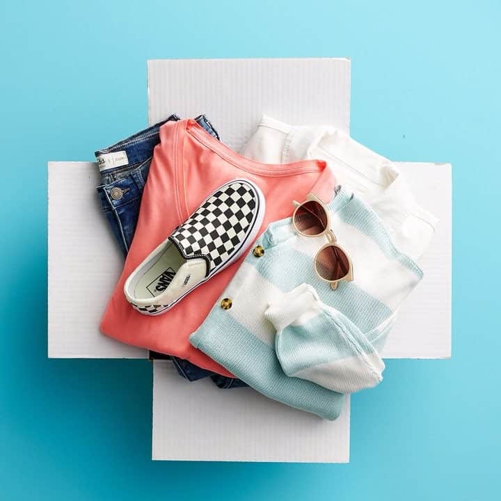 ロック&リパブリックのインスタグラム：「Around here, tax day is treat-yourself day. Tap to shop and earn $10 #KohlsCash for every $50 spent through 4/20. Redeem it 4/21–4/28.」