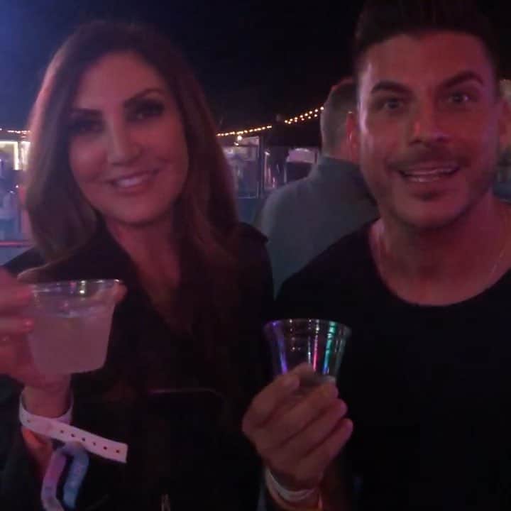 ヘザー・マクドナルドのインスタグラム：「Pumpchella! Swipe for all the photos! Got to hang out with Jax, Stassi, Scheana, Randall, and Beau. Get ready for Tuesday’s Juicy Scoop with @lalakent #givethemlala」