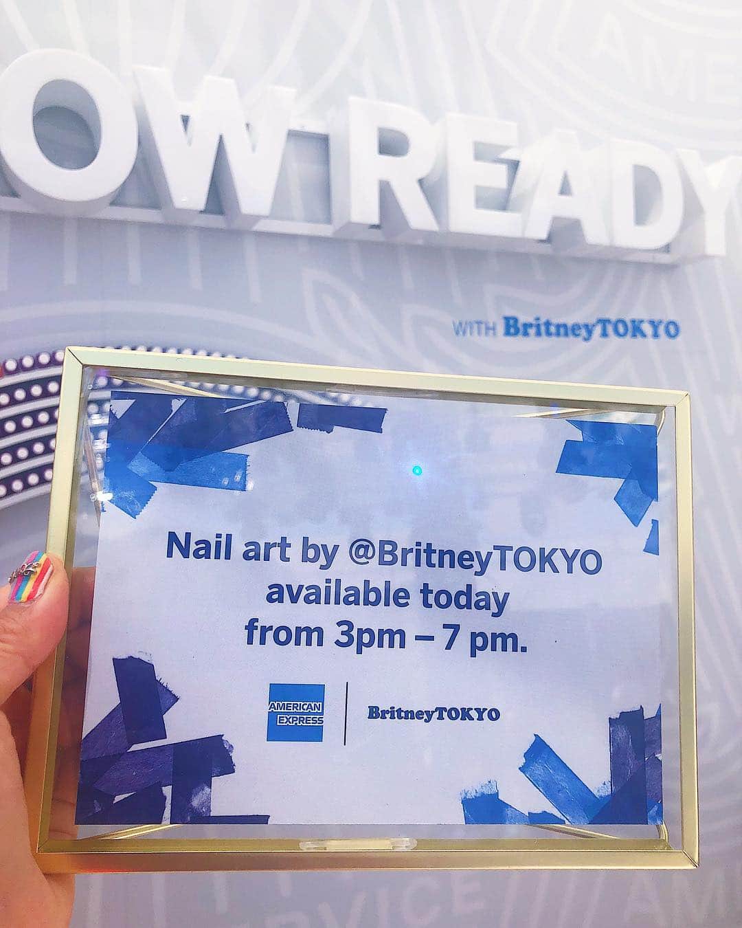 Britney TOKYOさんのインスタグラム写真 - (Britney TOKYOInstagram)「Coachella ready?🎡🌴✨ BritneyTOKYO festive nail art bar at @americanexpress lounge  3pm-7pm both weekend!  Completely festive nail art for Amex card holders💅🏻🎡✨ #coachella #amexlife #amexambassador」4月16日 4時57分 - britneytokyo