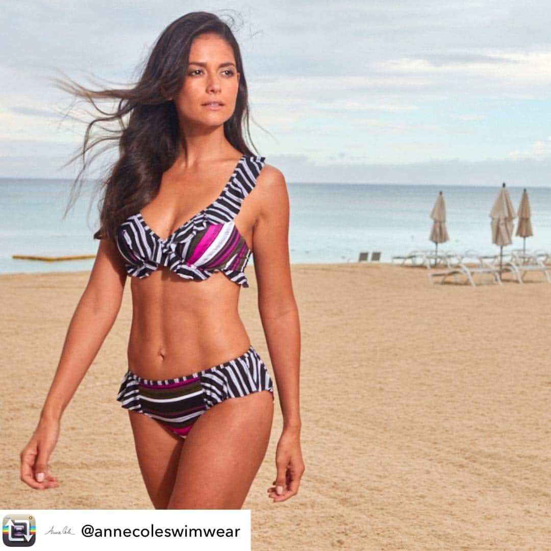 カーラ・オッサさんのインスタグラム写真 - (カーラ・オッサInstagram)「☀️ Repost from @annecoleswimwear using @RepostRegramApp - Sunshine is the best medicine. . . . . . . #annecole #annecoleswimwear #stripedbikini #beachtime #beachwear #beachfashion #sun #sea #sunshine #sunshineallday #swimwear #beachday #bathingsuitfashion」4月16日 5時03分 - carla_ossa_official