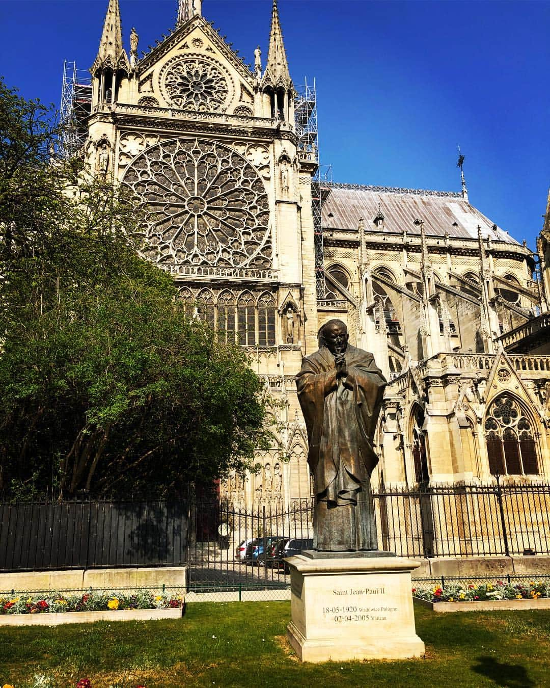 ラファエル・スバージさんのインスタグラム写真 - (ラファエル・スバージInstagram)「Please pray for #notredame  now in flames and facing a very rough road ahead.  My heart breaks to think of even a single part of this structure being damaged or affected by this tragedy.  I was there just a week ago and took so many photos of the interior, because as with any great cathedral of this size and magnitude it’s impossible to capture with any one shot, any one angle. Everywhere you look, in every direction, it takes your breath away— up, down, from every corner, this is a masterpiece, the purest expression of spirit on a physical plane. We are reminded of other worlds as we stand under the stained glass, with colors seen no where else in history.  Notre Dam is a place to commune with the highest expression of “God” as expressed through architecture, and as a result we are elevated by its very presence.  To the people of #France, of #Paris and all citizens of the world, this is a heartbreaking moment. Let us pray for this mighty treasure, this manifestation of spirit in the form of a cathedral. We send you love and our hearts embrace. 🙏🙏」4月16日 5時12分 - raphaelsbarge