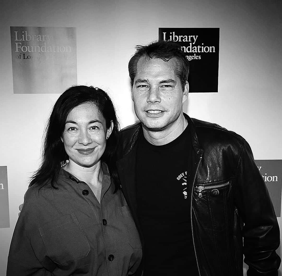 Shepard Faireyさんのインスタグラム写真 - (Shepard FaireyInstagram)「My wife Amanda and I are proud to support the Library Foundation of Los Angeles and attended this year's Young Literati 2019 Annual Toast to benefit public libraries, democratize information, provide valuable programs, and promote the literacy of our city! The artwork that @cleonpeterson and I created decorated the stage, and the invites and programs were designed by my creative agency @studionumberone! Thank you @youngliteratila and thank you @amandafairey for your leadership with the Library Foundation. Don't forget to support your local libraries! - Shepard」4月16日 5時48分 - obeygiant