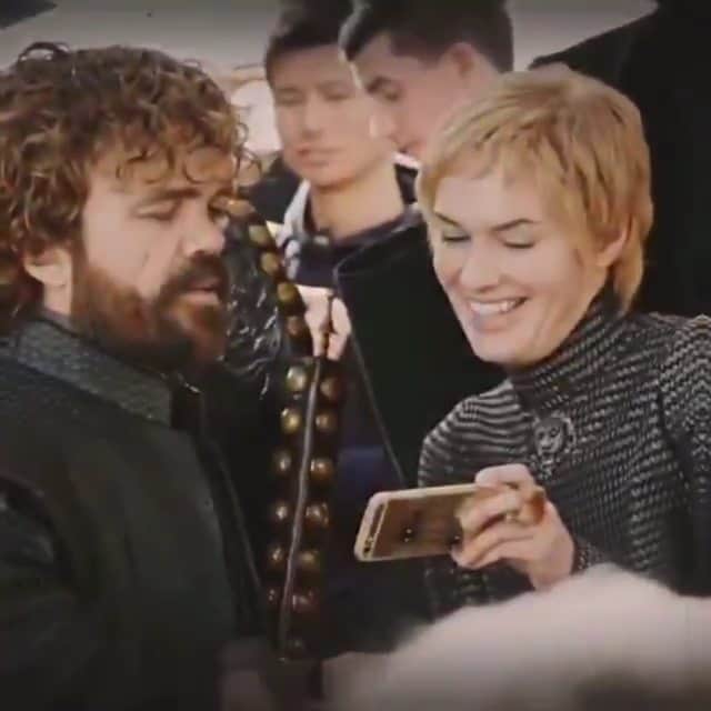 ピーター・ディンクレイジのインスタグラム：「The final season. #GameofThrones」
