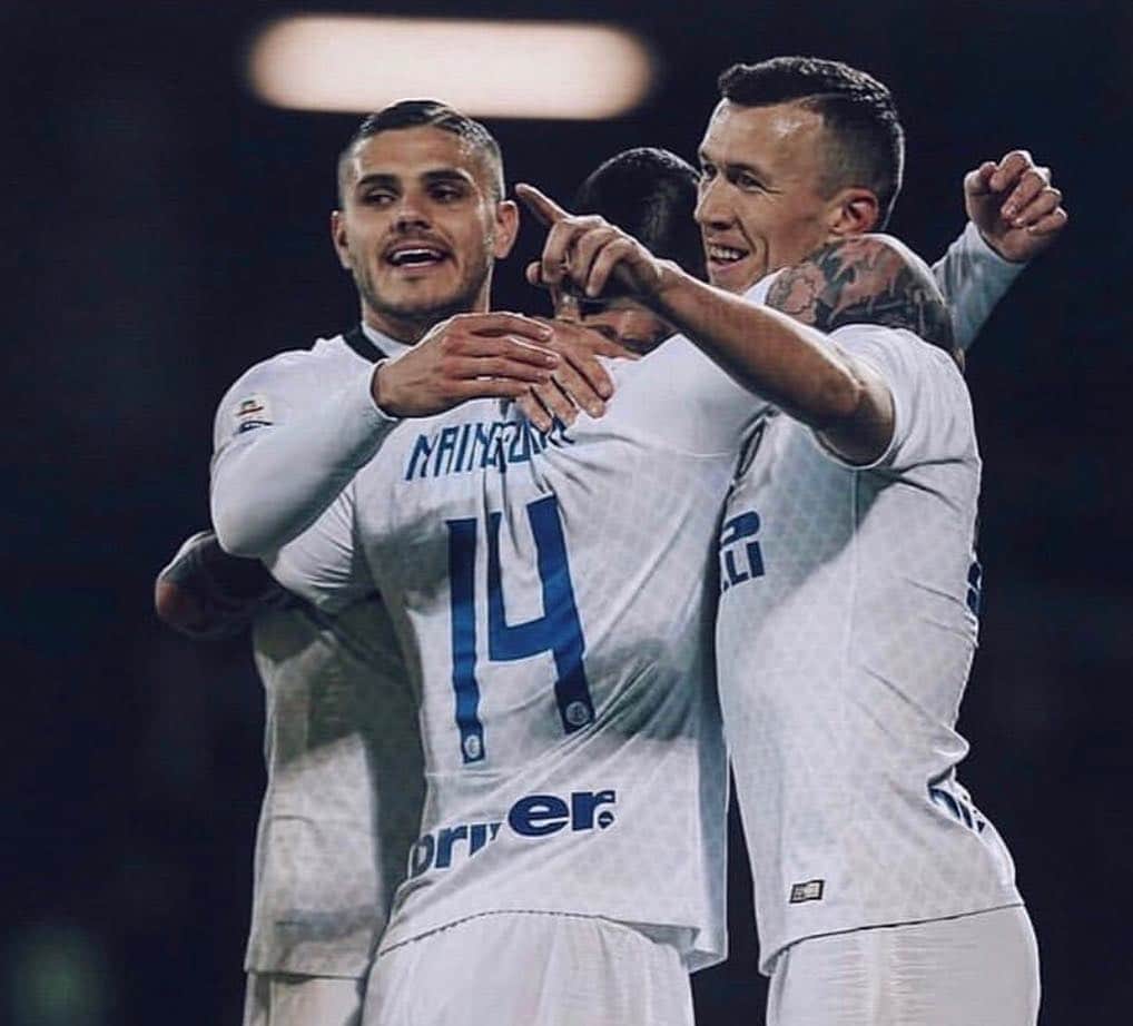 イヴァン・ペリシッチのインスタグラム：「⚪️+3  @inter」