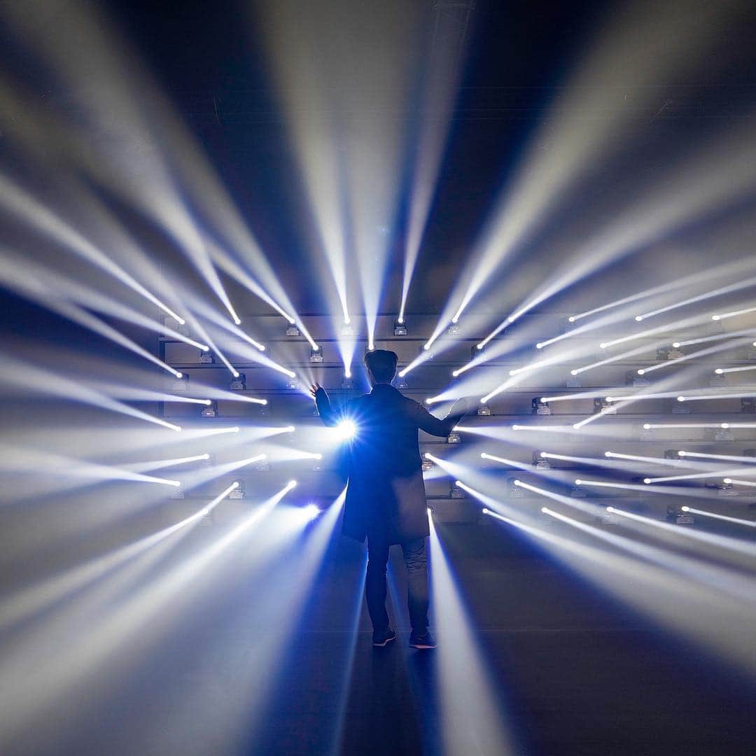 Lexus USAさんのインスタグラム写真 - (Lexus USAInstagram)「That’s a wrap at #MilanDesignWeek. The world’s largest design exhibition celebrating design and innovation with our annual #LexusDesignEvent and #LexusDesignAward. Photo credit: @thismintymoment」4月16日 6時38分 - lexususa
