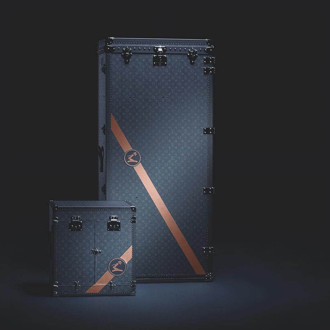 Freshnessさんのインスタグラム写真 - (FreshnessInstagram)「@hennessy gets lavish with an $273,000 USD trunk set in collaboration with @louisvuitton 💸💸💸 What should they cook up next? #freshnessmag」4月16日 6時53分 - freshnessmag