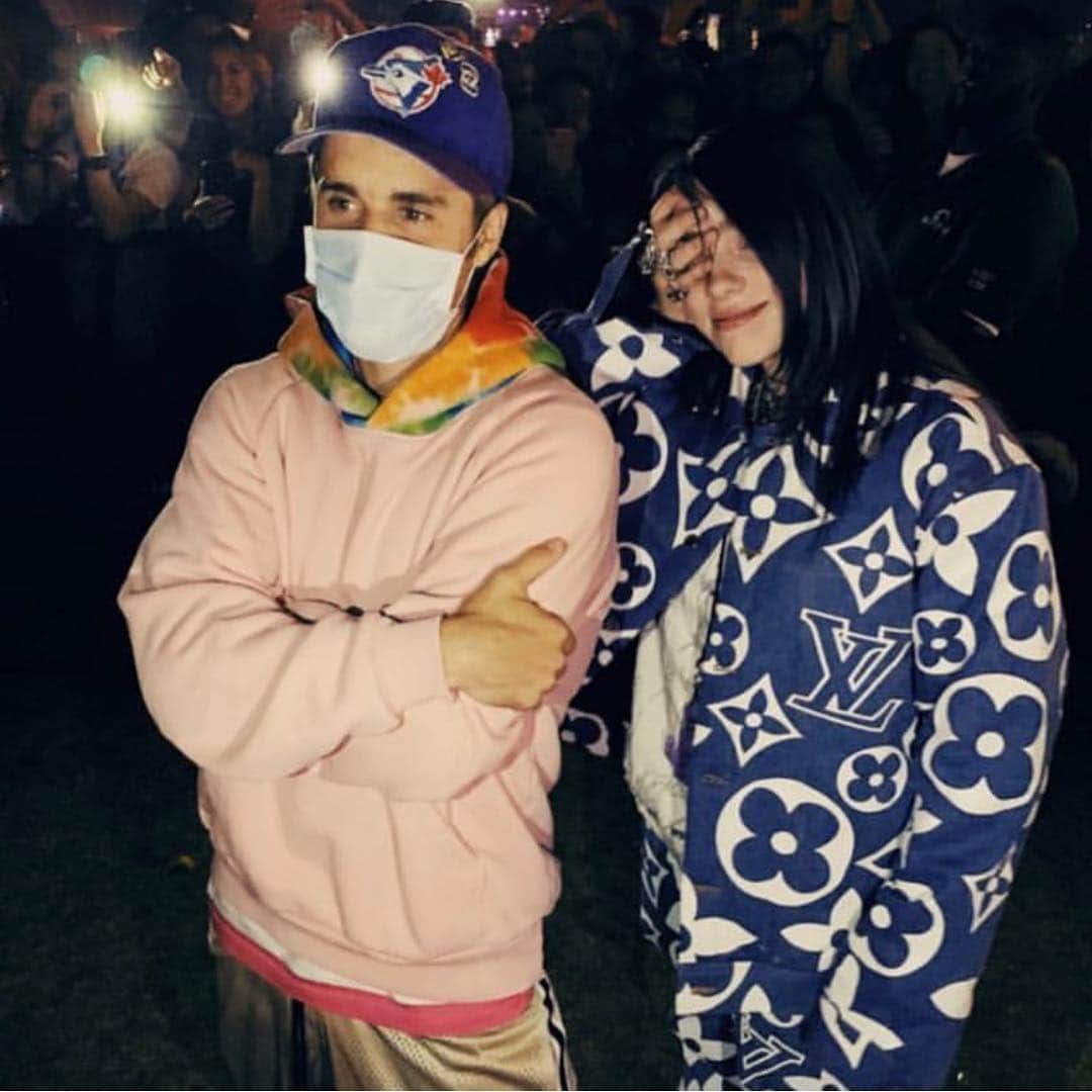 ASCAPさんのインスタグラム写真 - (ASCAPInstagram)「#BillieEilish & #JustinBieber meet for the first time at #Coachella 💫」4月16日 6時50分 - ascap