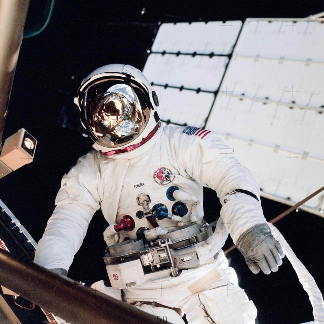 スコット・ケリーさんのインスタグラム写真 - (スコット・ケリーInstagram)「Saddened to learn the passing of former Astronaut Owen Garriott who pioneered long-duration spaceflight aboard #Skylab. My thoughts are with Richard Garriott and family. #RIP」4月16日 7時00分 - stationcdrkelly