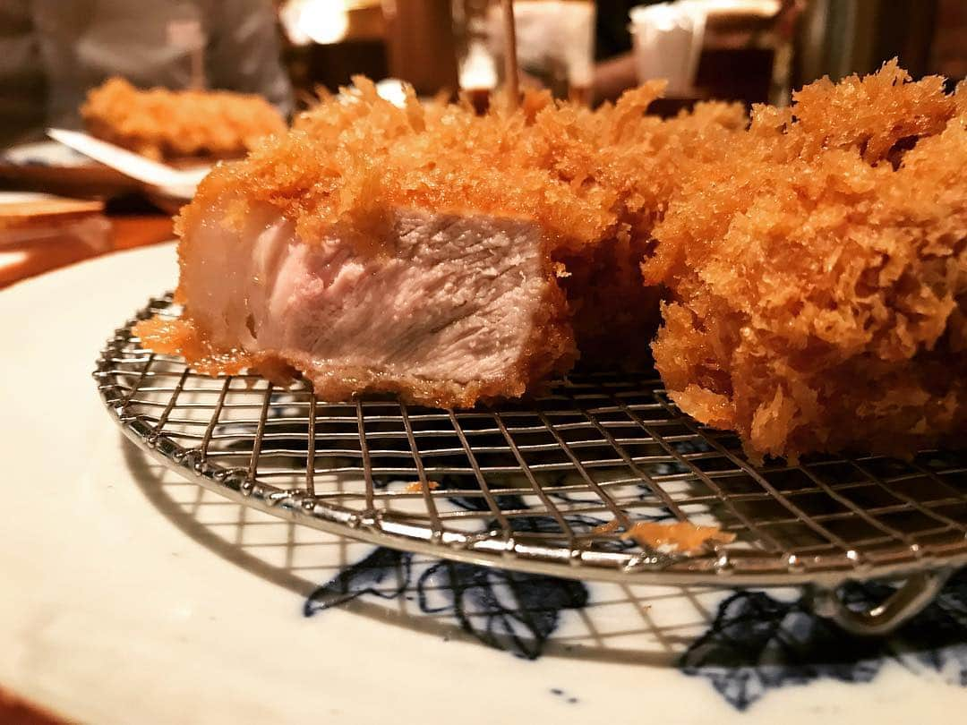 MAX鈴木さんのインスタグラム写真 - (MAX鈴木Instagram)「とんかっつ！  #豚組食堂 #六本木」4月16日 7時14分 - max_suzuki