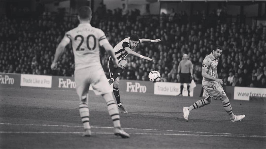 アダム・マシーナさんのインスタグラム写真 - (アダム・マシーナInstagram)「unlucky tonight but we have to keep fighting like we did today.... let's go guys🐝⚽️」4月16日 7時15分 - adammasina