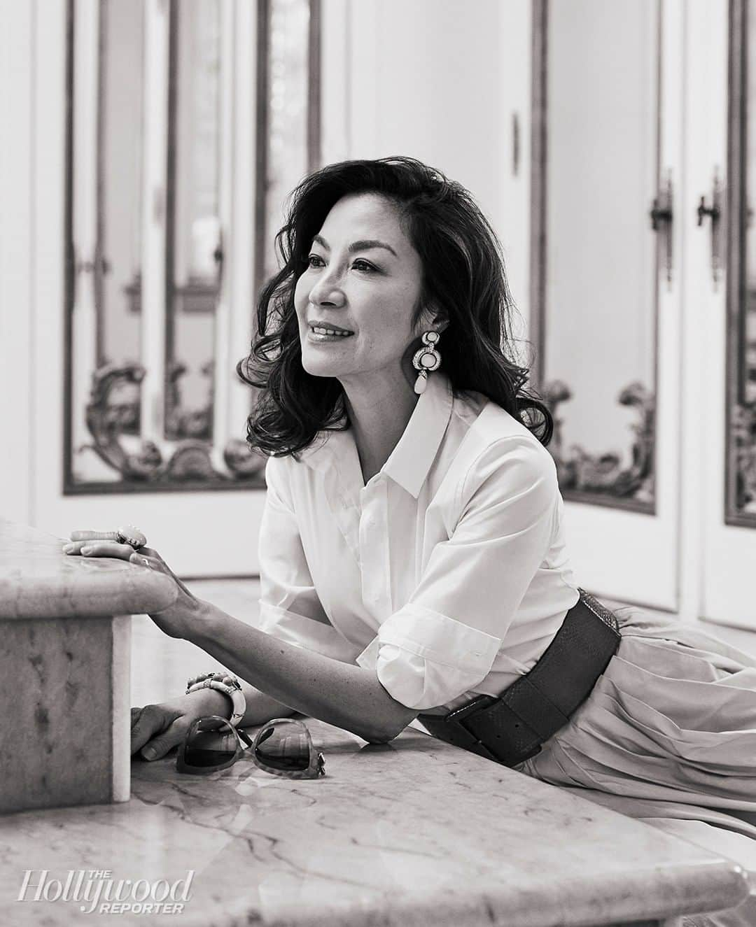 ハリウッド・リポーターさんのインスタグラム写真 - (ハリウッド・リポーターInstagram)「Welcome to Pandora, Michelle Yeoh. The #CrazyRichAsians star is joining yet another high-profile franchise – #Avatar. Head to the link in bio for details on her character. 📸: @ramonarosales」4月16日 7時30分 - hollywoodreporter