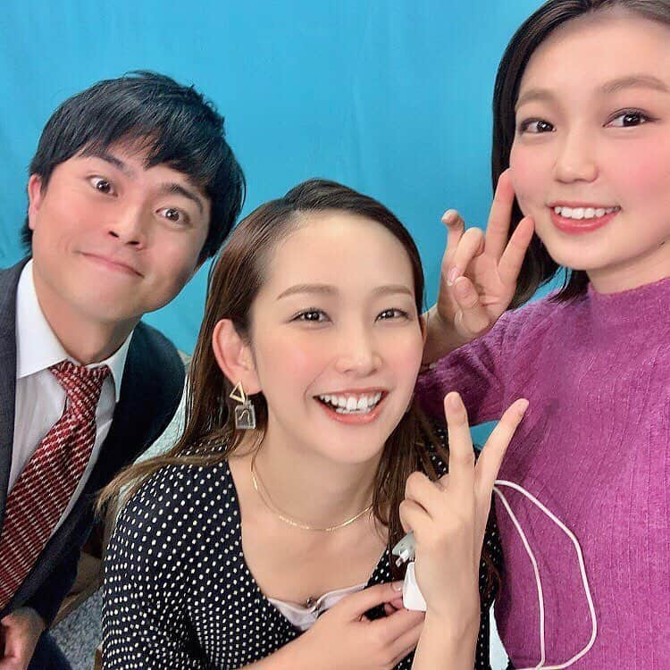 中上真亜子さんのインスタグラム写真 - (中上真亜子Instagram)「今夜は火曜ドォーモだよっ🐢#同業者が悔しがりながら紹介するお店 に、お世話になってる#豚そば月や のオーナーさんに出て頂きました...クリアな豚骨スープが美味しすぎる月やのオーナーさん、オコするのか否や🤭🍜 #お洒落なリノベ物件も出て来るよ #起きててね帰ってね」4月16日 18時13分 - maako_nakagami