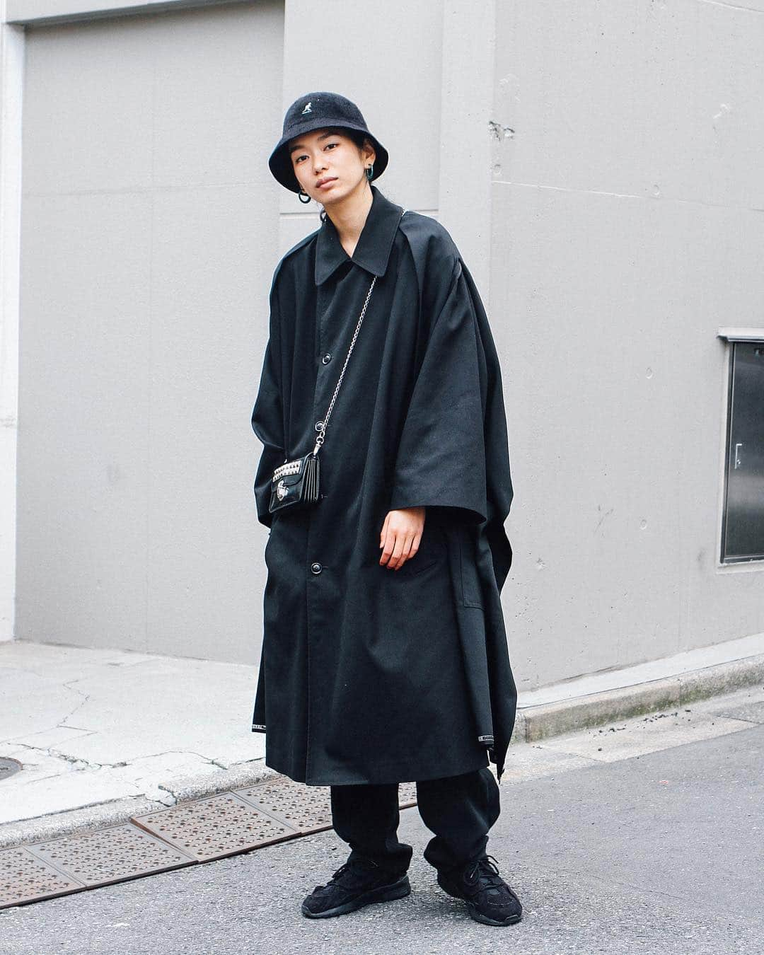 Fashionsnap.comさんのインスタグラム写真 - (Fashionsnap.comInstagram)「【#スナップ_fs】 Name 神原 むつえ  Coat #Ys Shirt #Ys Pants #31PhillipLim Bag #COMMEdesGARCONS Shoes #nike Hat #KANGOL Eyewear #JINS  #fashionsnap #fashionsnap_women」4月16日 18時30分 - fashionsnapcom