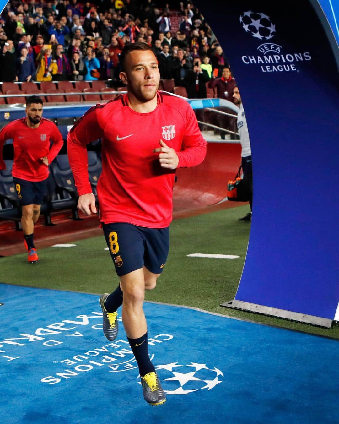 FCバルセロナさんのインスタグラム写真 - (FCバルセロナInstagram)「🚨 MATCHDAY 🚨 📍 Camp Nou ⚽ #BarçaMUFC 🏆 @ChampionsLeague 📅 9pm CET 🔵🔴 Força Barça!」4月16日 18時38分 - fcbarcelona