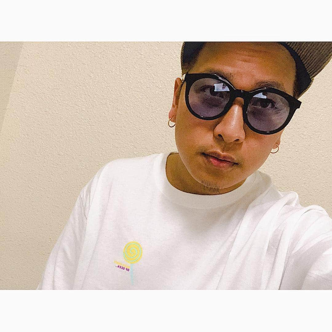 MOCAさんのインスタグラム写真 - (MOCAInstagram)「. . @buds_brand  の新作ロンTをGet🤙 . 可愛い🍭がデザイン😁 . 毎日着たいくらいです💚 . @dissident_osaka にあるよ😬✌️ .」4月16日 18時47分 - moca_berrygoodman