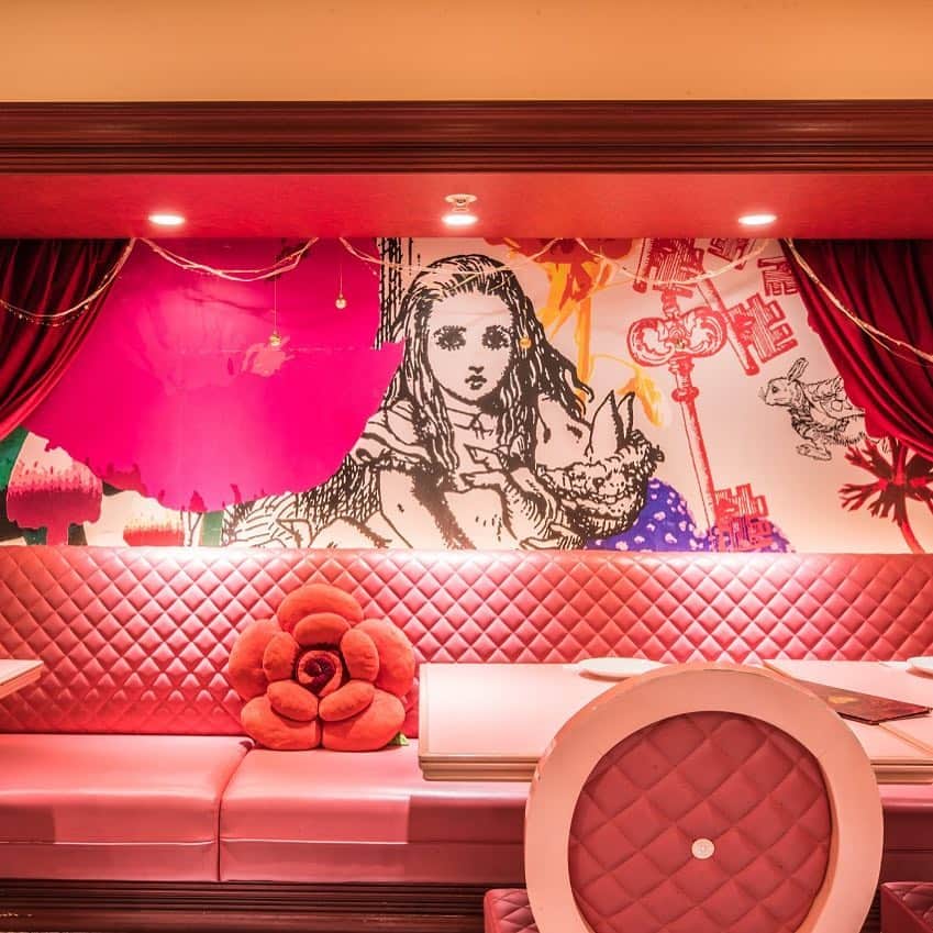 アリスのファンタジーレストランのグルメインスタ