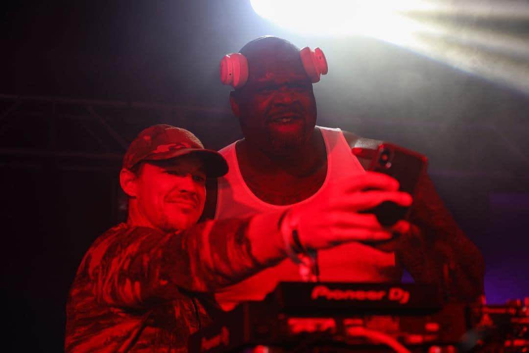 シャキール・オニールさんのインスタグラム写真 - (シャキール・オニールInstagram)「It was all a dream @shaqsfunhouse presented by @jblaudio in Miami was lit 🔥🔥 Shoutout to my all stars @Diplo @Kaskade @ArminVanBuuren @Carnage @NGHTMRE @LILJON @OliverHeldens @TheFatJewish @Slushii and more for stopping through 🎡」4月16日 10時41分 - shaq