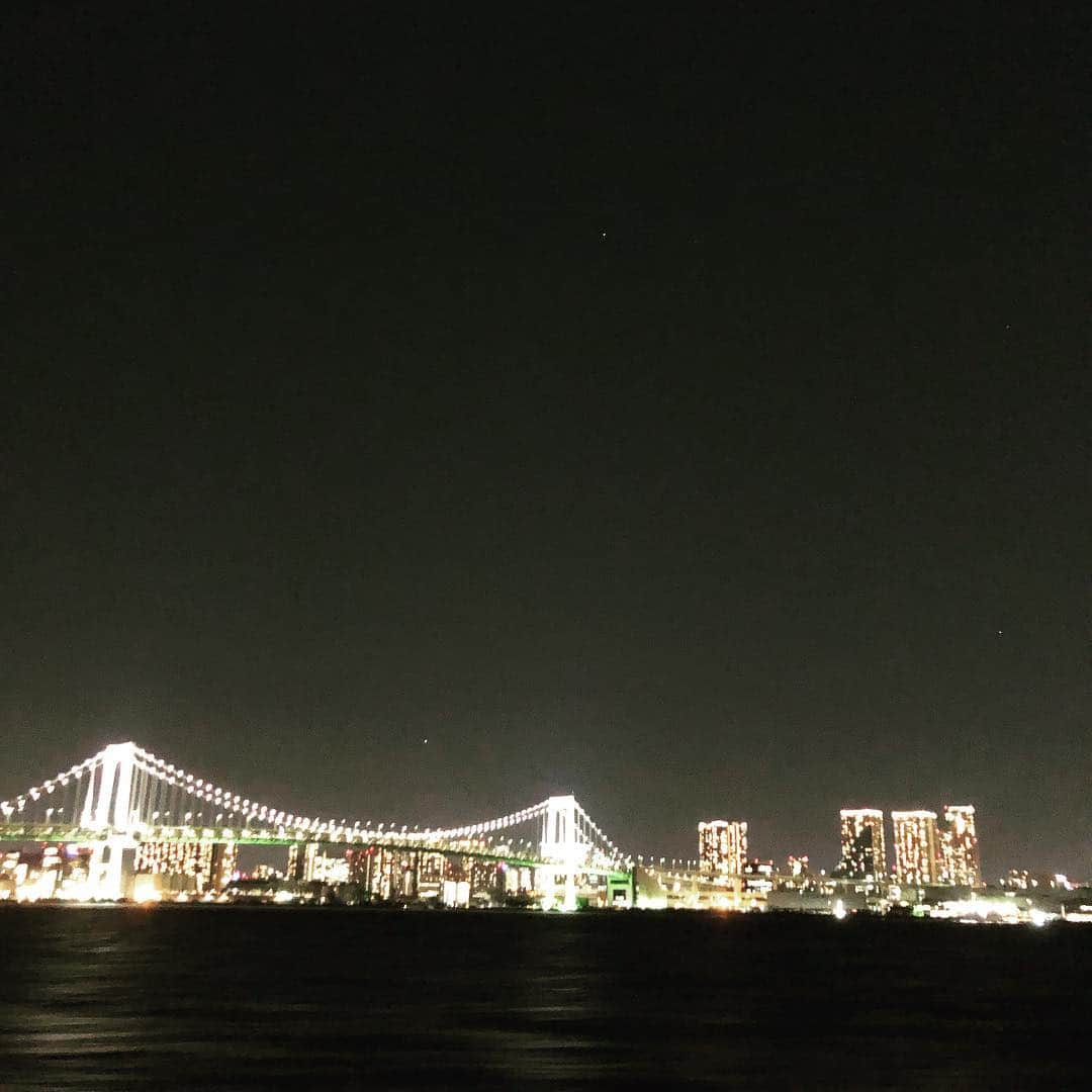 濱田岳さんのインスタグラム写真 - (濱田岳Instagram)「夜釣り。  #東京湾 #シーバス #夜景  #非日常  #そうです  #インハンド  #関係なし #濱田岳」4月16日 10時53分 - gaku_hamada_official