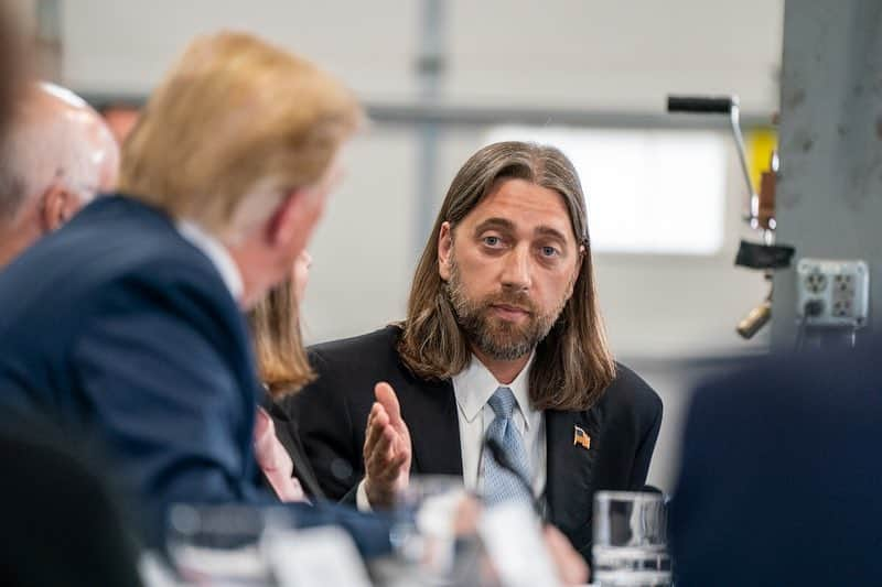 ドナルド・トランプさんのインスタグラム写真 - (ドナルド・トランプInstagram)「Today, President Trump traveled to Minnesota to hold a roundtable discussion on the booming economy and historic tax cuts.」4月16日 11時05分 - realdonaldtrump