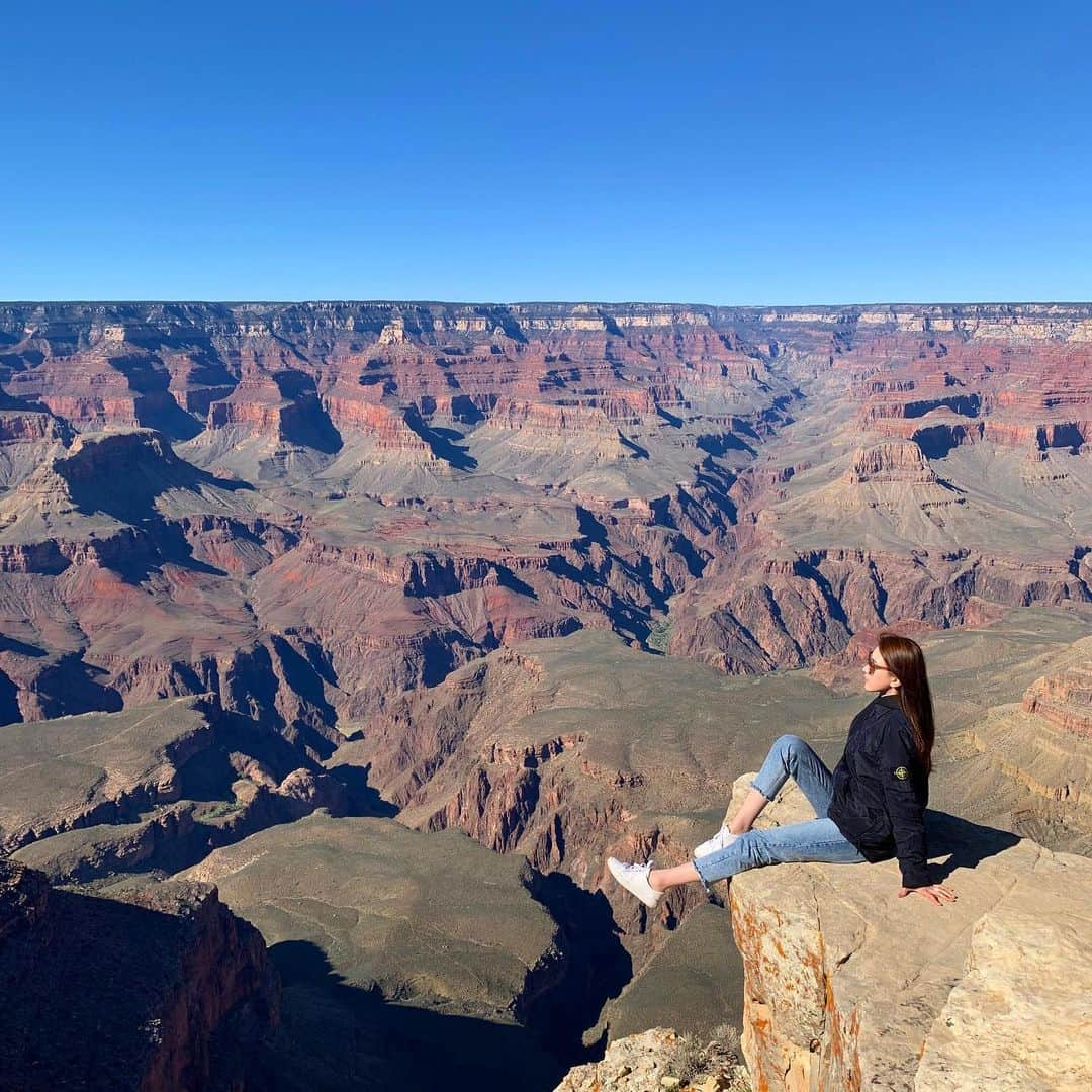 ユ・ヘジュさんのインスタグラム写真 - (ユ・ヘジュInstagram)「그랜드캐년 리판포인트 2440m⛰ 너무 높아서 실감이 안났던 그림같은 곳.. 진짜 대자연 앞에 인간은 아무것도 아니라는걸 계속해서 느꼈다ㅜㅜ👍🏻 바르게 살아가도록 노력하자😭!! 어떡해..나이 들었나봐ㅋㅋㅋㅋㅋㅋㅋㅋㅋㅋㅋ 마지막 2장은 홀스슈밴드✨」4月16日 11時08分 - r_yuhyeju