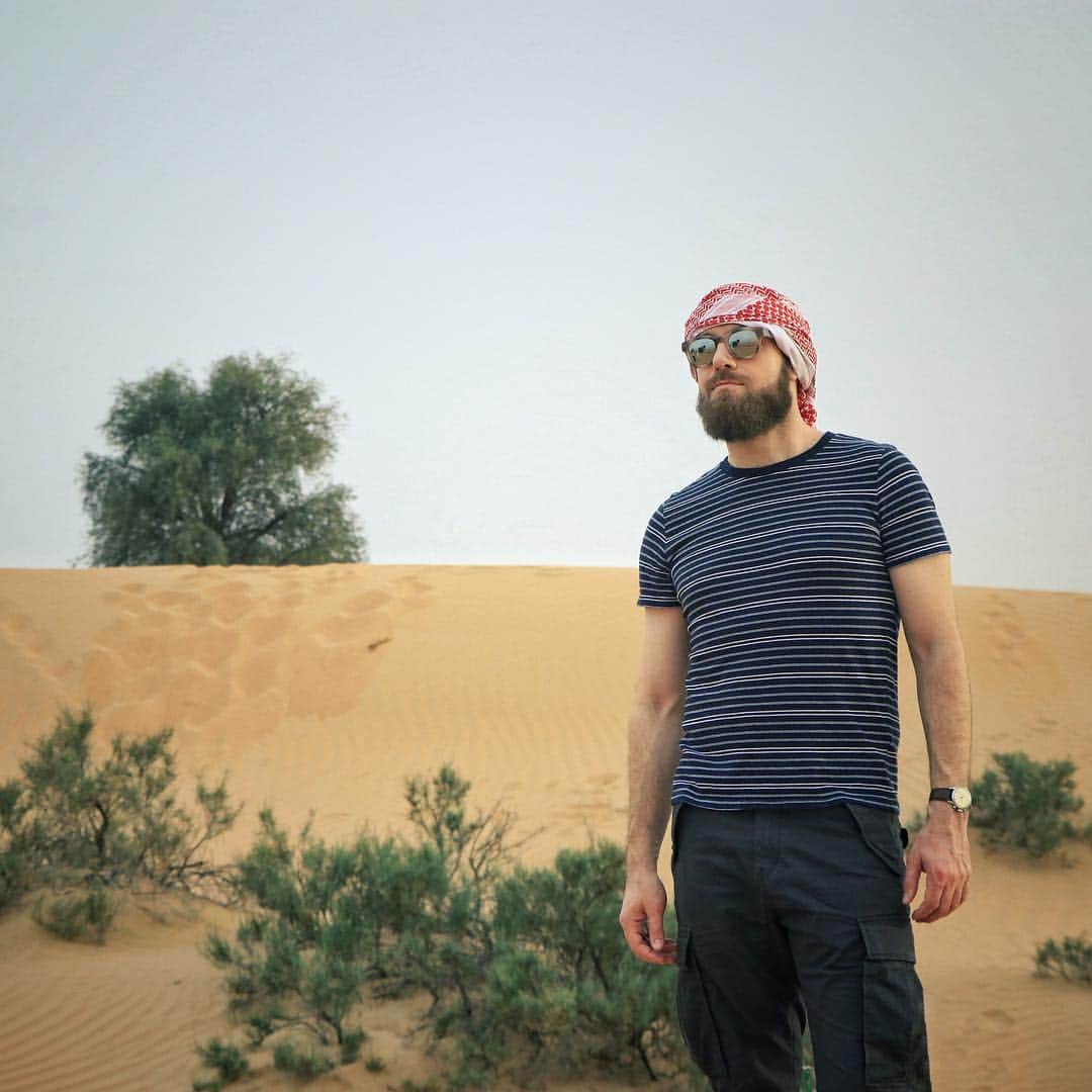 ロス・マーカンドのインスタグラム：「What is it, Major Lawrence, that attracts you personally to the desert? Lawrence: "It's clean." • • Cannot thank @platinumheritage, @visit.dubai, and all the people of Dubai for one of the best experiences of my life.  I'll be back soon!」