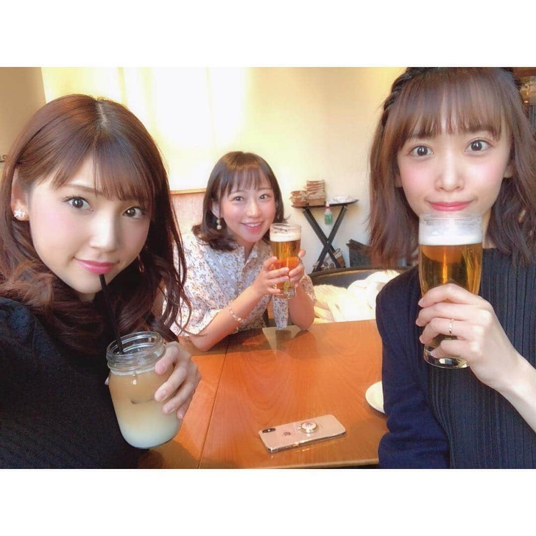 森脇亜紗紀さんのインスタグラム写真 - (森脇亜紗紀Instagram)「❤︎ 2日連続の可愛い2人と♥️ タイミングよく少しだけ会えました🤤💓 2人は安定のビール🍺❤︎笑 ・ 最近、週1くらいで会えてるし 今後も一緒のお仕事で会える頻度 増えるから嬉しい〜☺️💕 相変わらず話尽きないので 次はゆっくりおうちパーティー でもしよう〜😙🥂❤︎ ・ ・ そして 昨日はめーしゃんと 一緒に事務所の用事があり、 とってもお世話になった方に 感謝をお伝えしてきました。 ずっと見守って下さっていると信じて これからも笑顔で頑張ります。😌 #2日連続#女子会  #プラチナムプロダクション#感謝」4月16日 11時51分 - asaki516