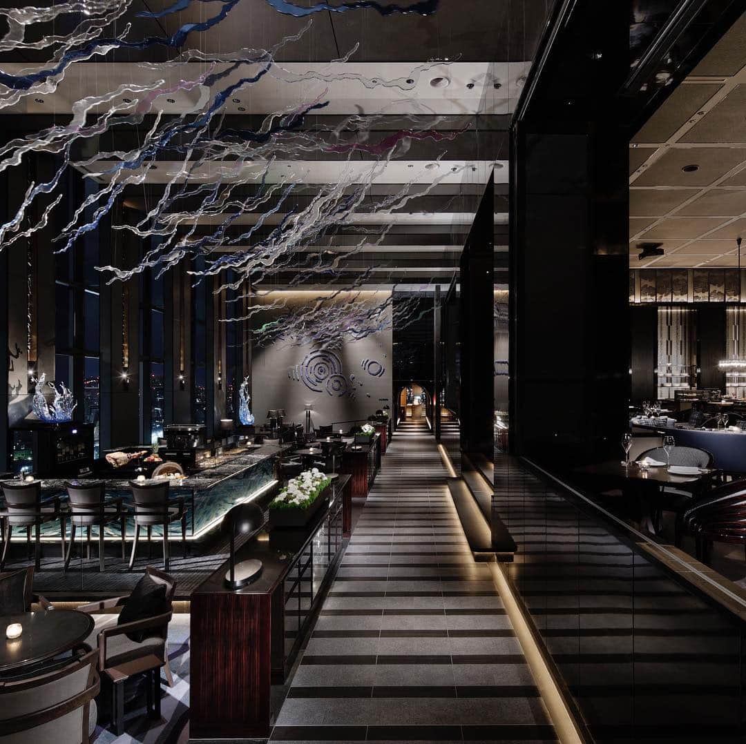 Table 9 TOKYO のグルメインスタ