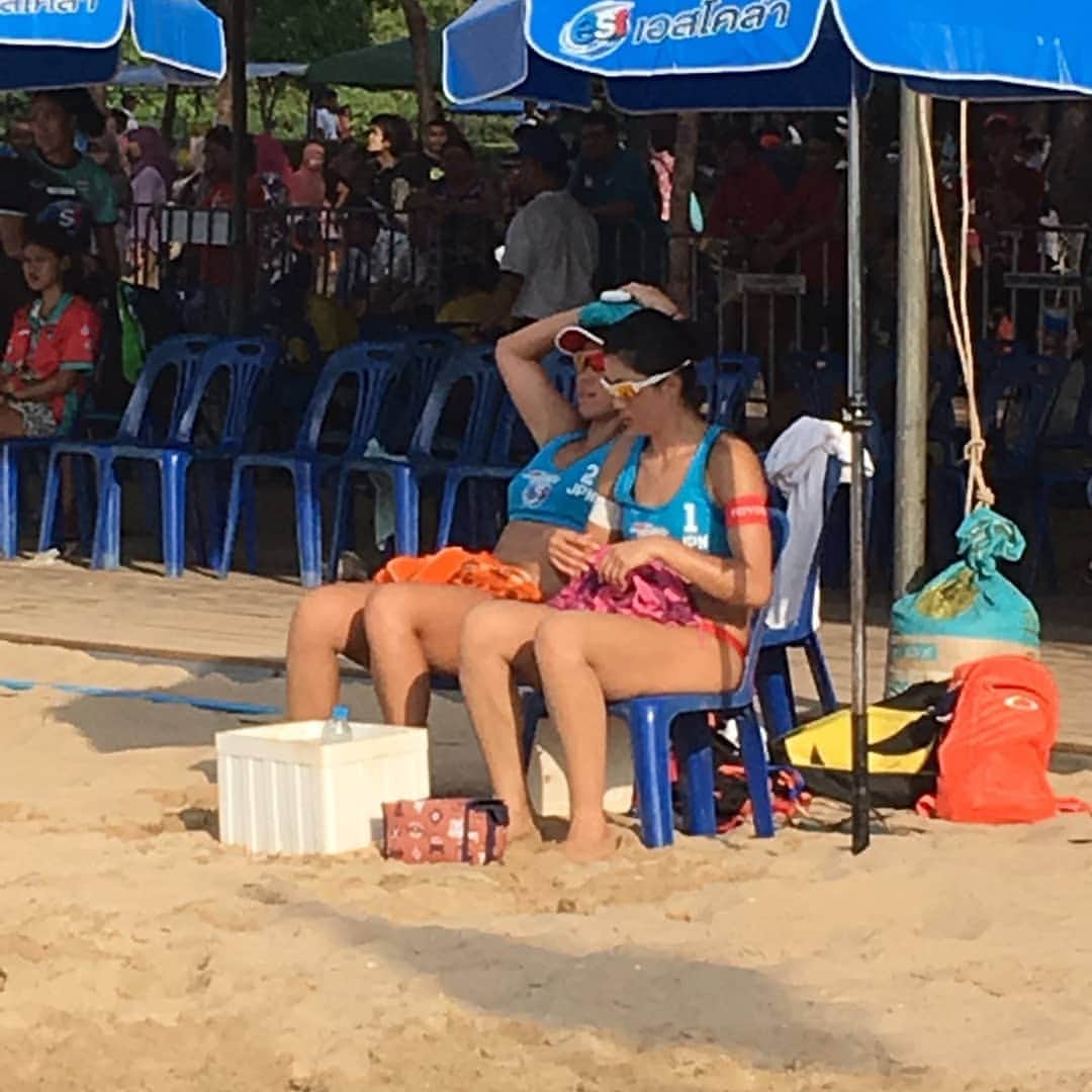 草野歩さんのインスタグラム写真 - (草野歩Instagram)「20th Asian Beach Volleyball Tour Samila open ５位タイで終了しました🎌 またベトナムに移動して試合が続くので、準備をしっかりしたいと思います！  #beachvolleyball #volleyball #ビーチバレー #バレーボール #fivb #sports #スポーツ #PASONA #パソナ #デュアルキャリア #日本体育大学 #Nippon Sports Science University #NSSU #ルックスオティカジャパン #Luxottica Japan #大学院 #博士号 #コーチ学 #コーチング #coaching」4月16日 12時06分 - kusano_ayumi