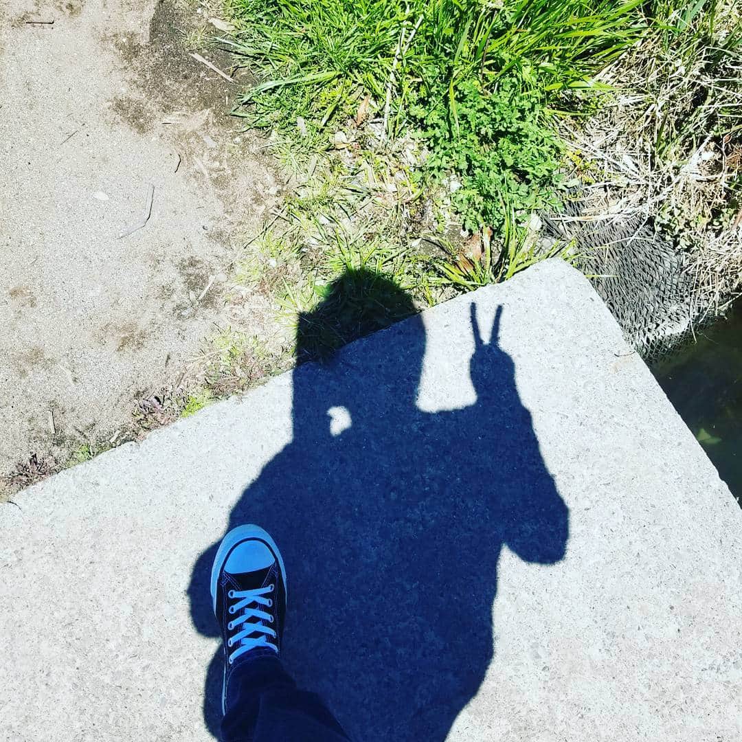 紘毅さんのインスタグラム写真 - (紘毅Instagram)「絶好の天気。 なんの撮影でしょう。」4月16日 12時14分 - hirokinginging