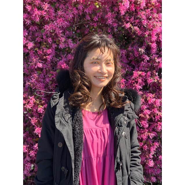 大西沙紀のインスタグラム：「世の中には楽しいことが沢山転がっていると感じた日でした。 荒々しい春の陽気。楽しかったね💕 @hm_ayumi @photographernori」