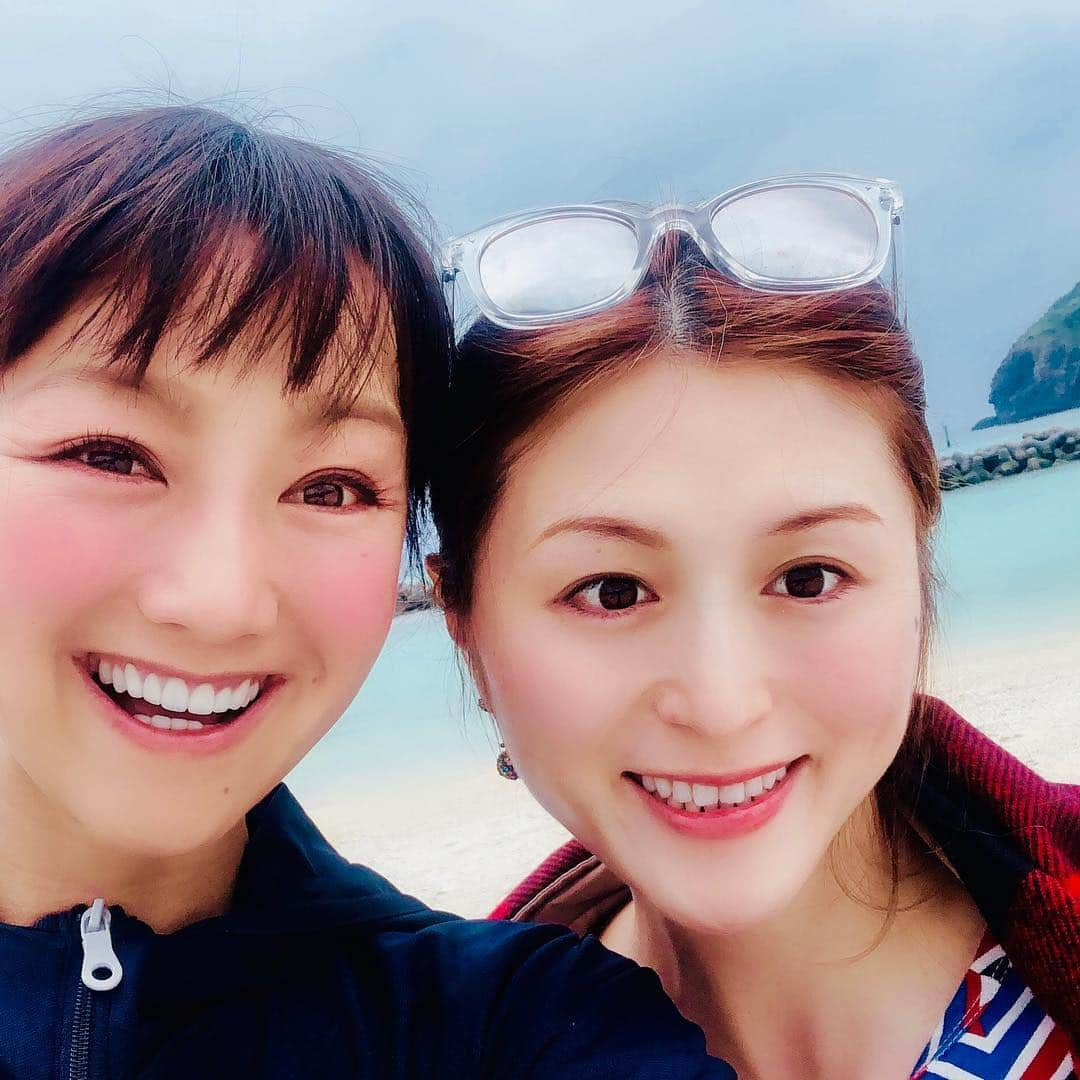 福島和可菜さんのインスタグラム写真 - (福島和可菜Instagram)「ヽ(^0^)ノ  #沖縄 #本島 #から #高速船  #阿嘉島 #到着 #ランチ #沖縄そば #ビーチ沿い #曇ってるけど #心は快晴 #with #相棒 #みゆき #最高 #lunch #人生 #enjoy」4月16日 12時54分 - fukushimawakana