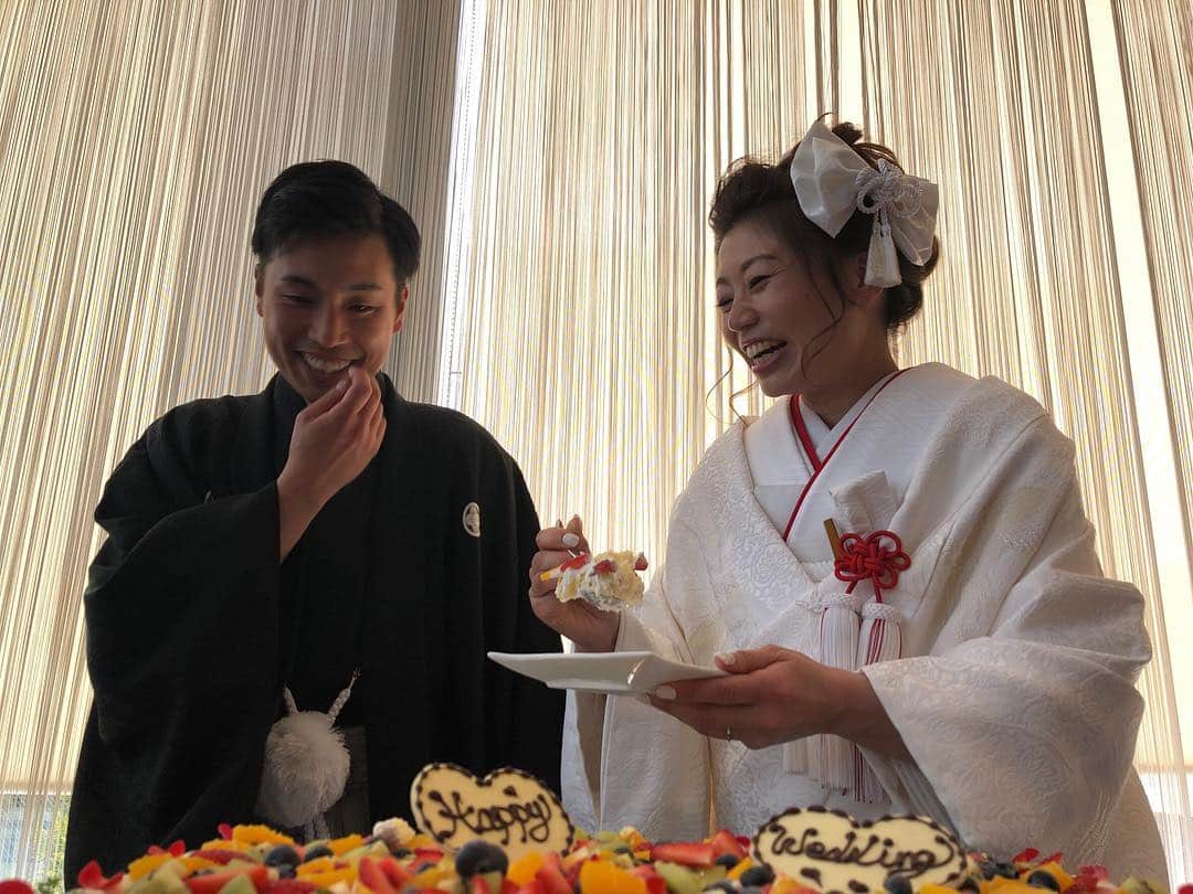 三浦絵里菜のインスタグラム：「4.13(土)くーちゃんりょーまくん結婚パーティー💒 本当におめでとうございます☺️ 素敵な時間を共有出来てめちゃくちゃ嬉しいし楽しかったです❤️ @935cho_low これからもずっとお幸せに🥰 #happywedding」