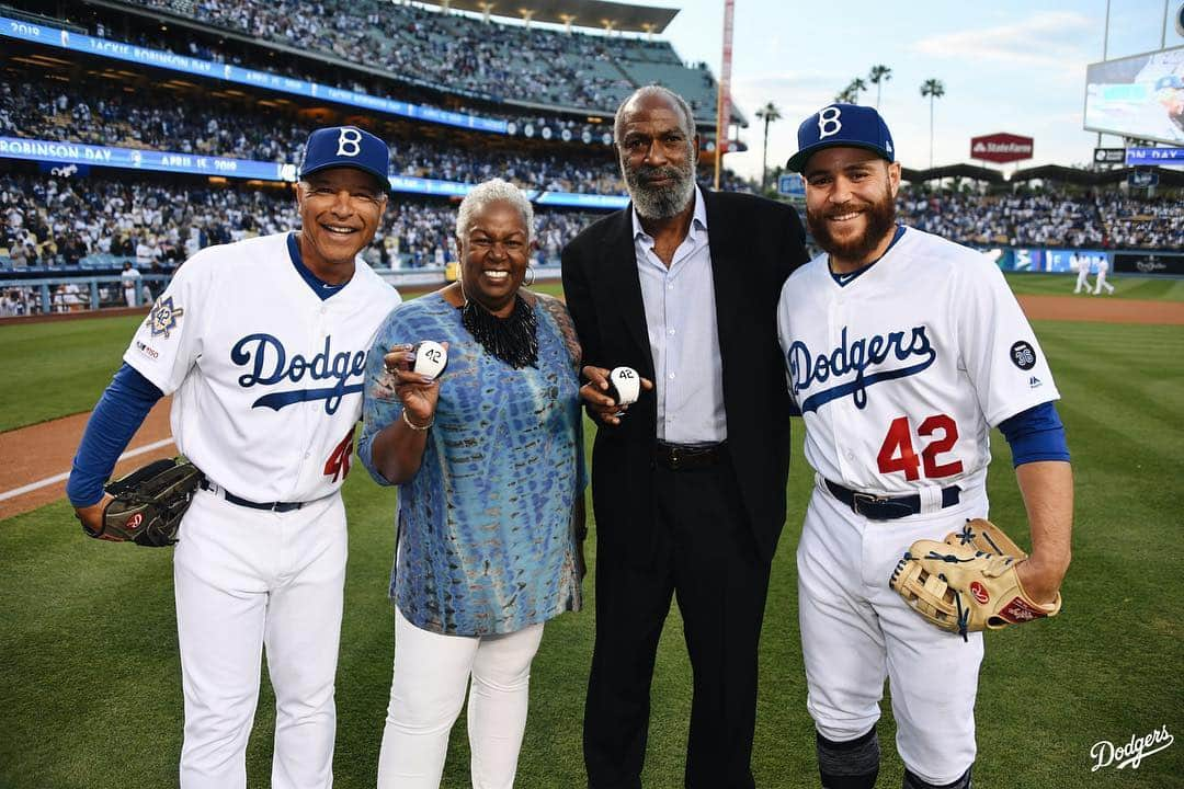 Los Angeles Dodgersさんのインスタグラム写真 - (Los Angeles DodgersInstagram)「For Jackie. #Jackie42」4月16日 13時02分 - dodgers