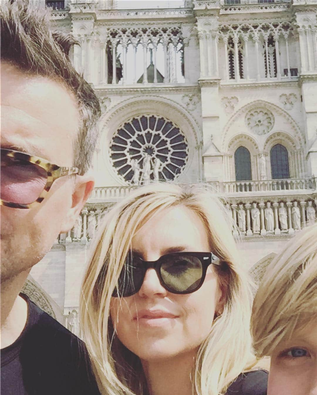 マーク・ホッパスさんのインスタグラム写真 - (マーク・ホッパスInstagram)「Really heartbroken over the damage to such an iconic building. We’ve had so many memories there over the years. Sending love to Paris 🇫🇷.」4月16日 13時07分 - markhoppus