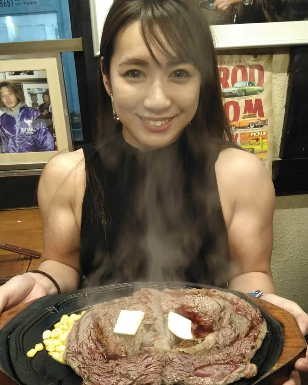 才木玲佳さんのインスタグラム写真 - (才木玲佳Instagram)「640g steak!!💪💪💪💪💪💪🍖🍖🍖🍖🍖🍖」4月16日 13時18分 - saikireika