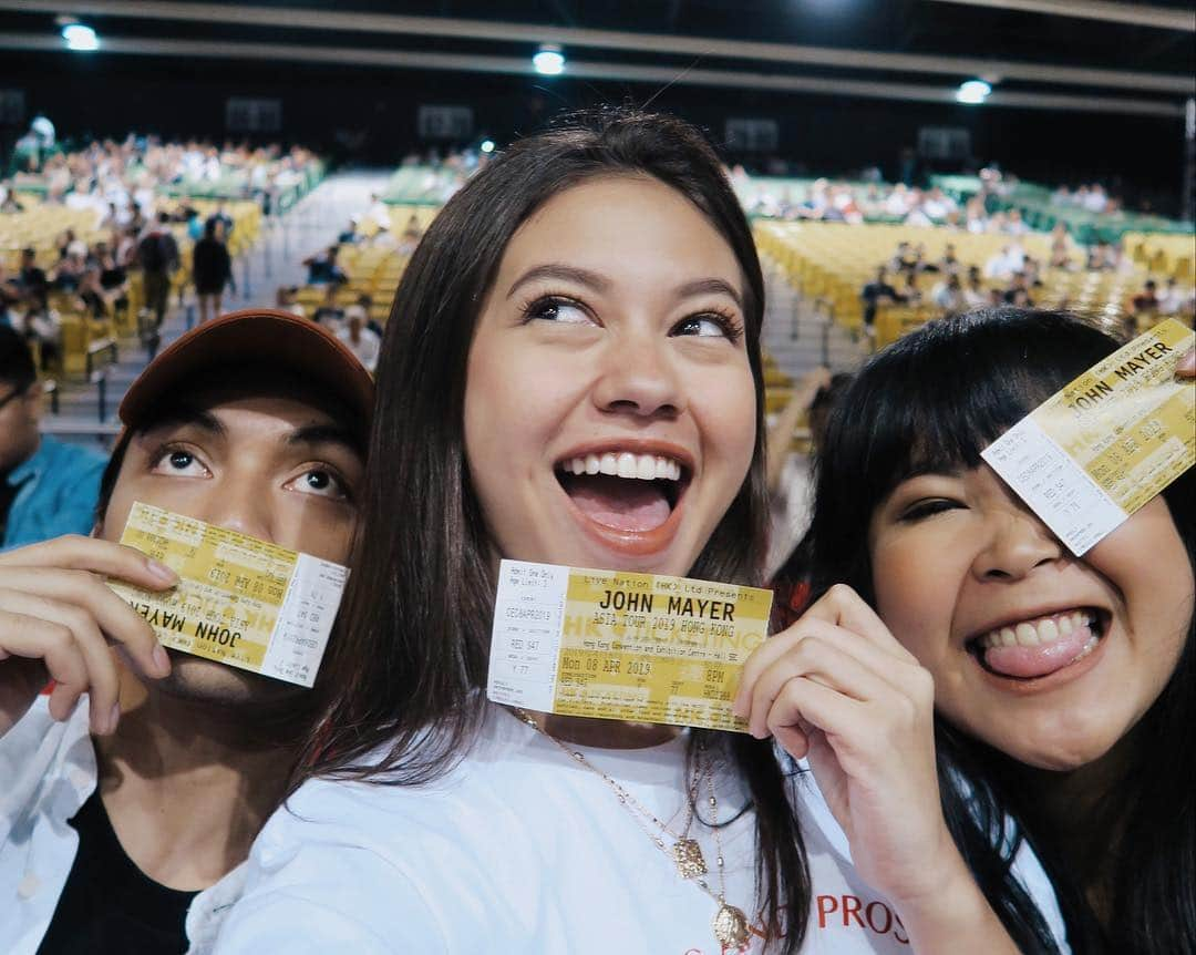 ユキ・カトウさんのインスタグラム写真 - (ユキ・カトウInstagram)「Kukejar mas @johnmayer sampai ke Hong Kong! Gabisa move on dari konsernya mas John! Too in lovee with his performance✨ Suara saat live dan di lagu ga ada bedanya! 😍 #diaryukikato」4月16日 13時49分 - yukikt