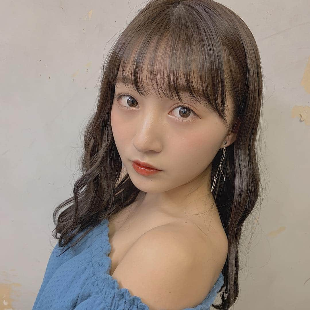 山本彩加さんのインスタグラム写真 - (山本彩加Instagram)「GirlsAward2019 SPRING/SUMMER﻿ に出演させていただきます！！﻿ ﻿ ﻿ ﻿ ﻿ 会場は幕張メッセです！！﻿ ﻿ ﻿ ﻿ ﻿ 皆さんにお会い出来るのがほんとに﻿ 楽しみですっ❤︎❤︎﻿ ﻿ たくさんの豪華ゲストさんも﻿ 出演されるので、みんなきてね💕﻿ ﻿ ﻿ ﻿ ﻿ #GirlsAward #ガールズアワード #ガルアワ」4月16日 13時50分 - ayaka48_yanyan