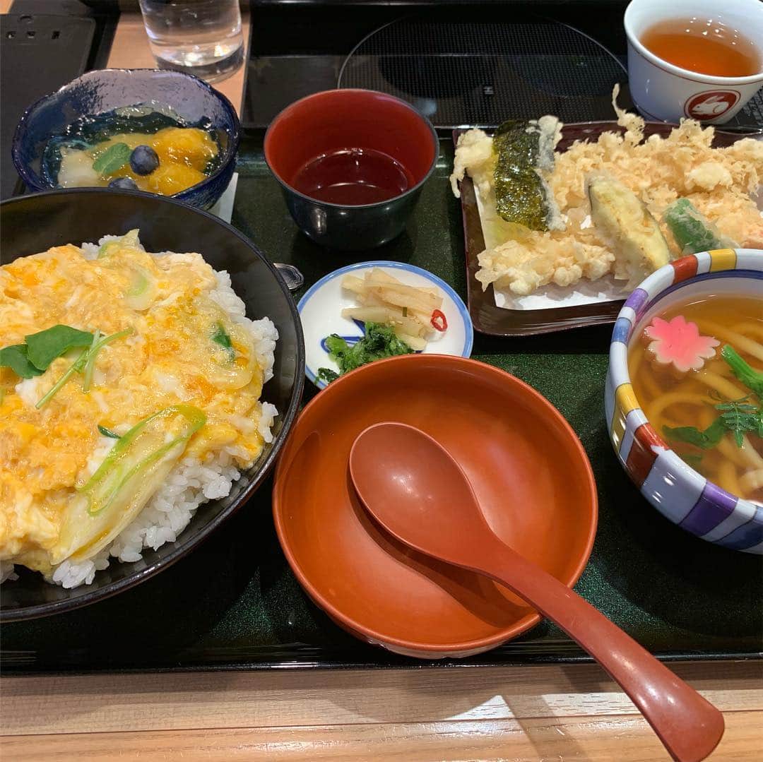長友光弘さんのインスタグラム写真 - (長友光弘Instagram)「お昼はこちらになりました☺️」4月16日 14時25分 - hibikinagatomo
