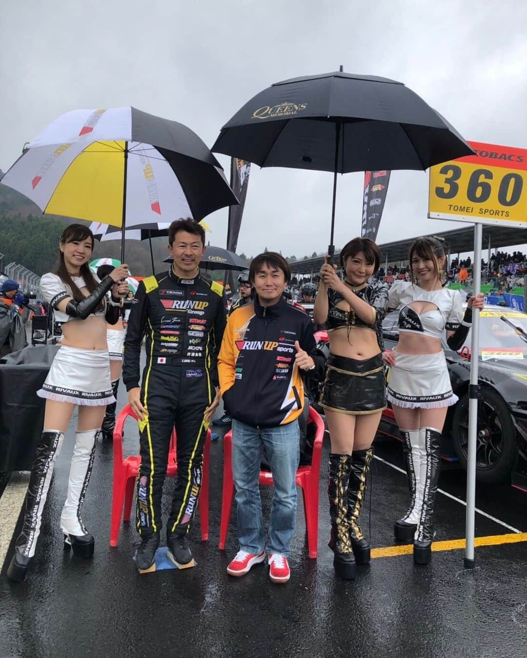 今村知可さんのインスタグラム写真 - (今村知可Instagram)「#runup #360号車 #rivaux #rivauxjapan #supergt #岡山国際サーキット #開幕戦 #gridwalk #青木孝行選手 #柴田優作選手 #レースクイーン #雨 #スタート進行 #japanesegirl #japanracing #モータースポーツ #車好きな人と繋がりたい #レース好き女子と繋がりたい」4月16日 15時58分 - chikalanguage