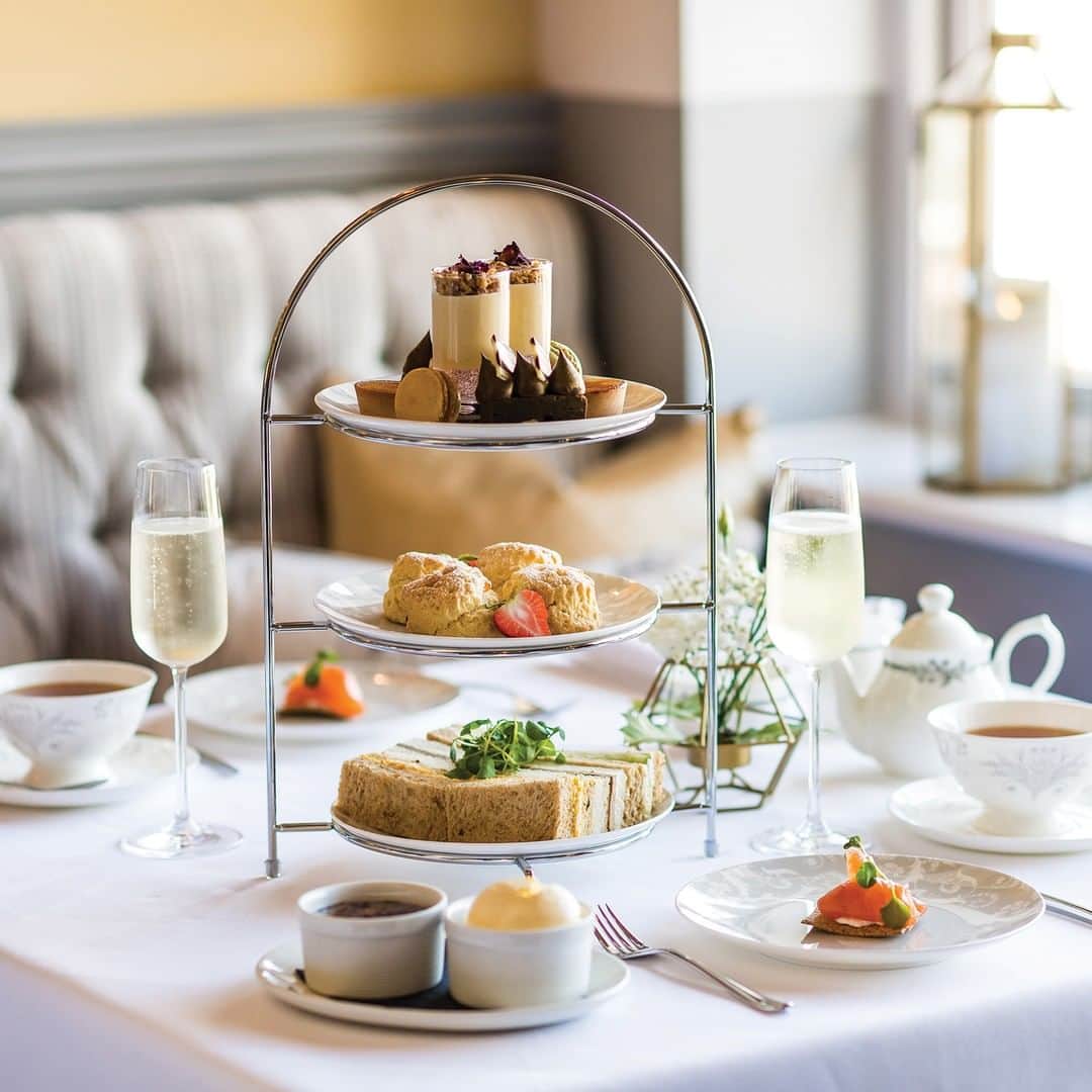 ローラアシュレイのインスタグラム：「We are thrilled to announce the launch of our next Laura Ashley The Tea Room, opening in the luxurious grounds of @The_Cornwall Hotel, Spa & Estate. We look forward to welcoming you when we officially open on Saturday 25th May」