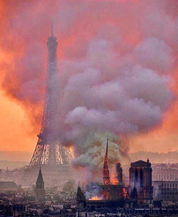 オーレリー・デュポンさんのインスタグラム写真 - (オーレリー・デュポンInstagram)「😢 #notredame profondément triste...」4月16日 16時14分 - aurelie__dupont