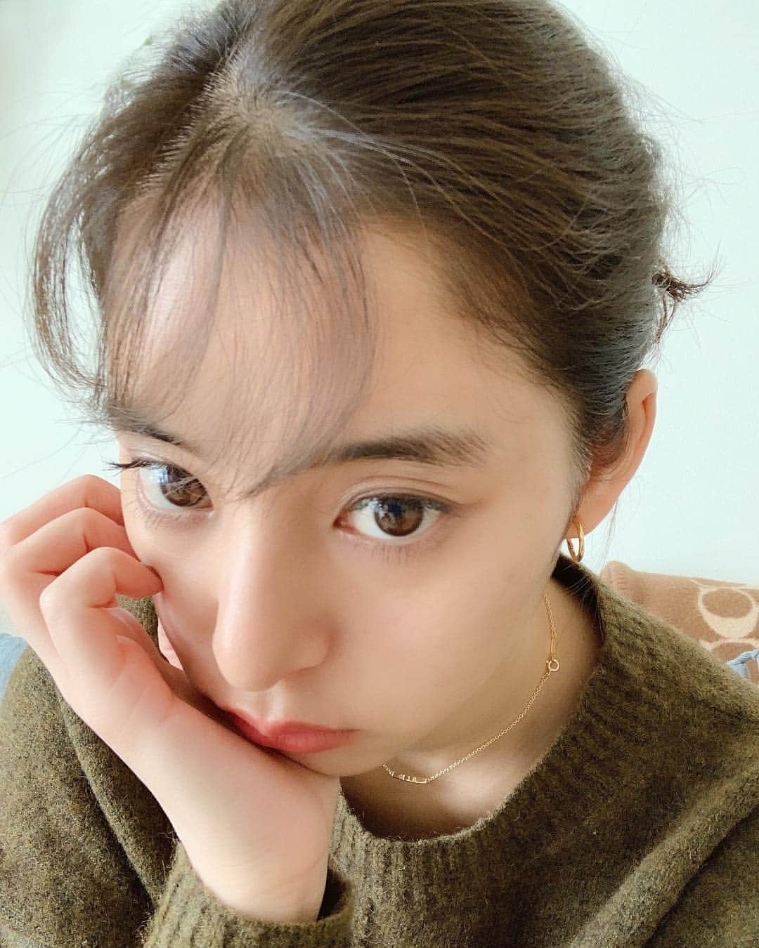 新木優子さんのインスタグラム写真 - (新木優子Instagram)「前髪のセットがすこーしうまくいった日👧🏻♪ #すぐに訂正したのに、、みなさま見て下さるの早いっ☺️♡嬉しいっ☺️」4月16日 17時11分 - yuuuuukko_