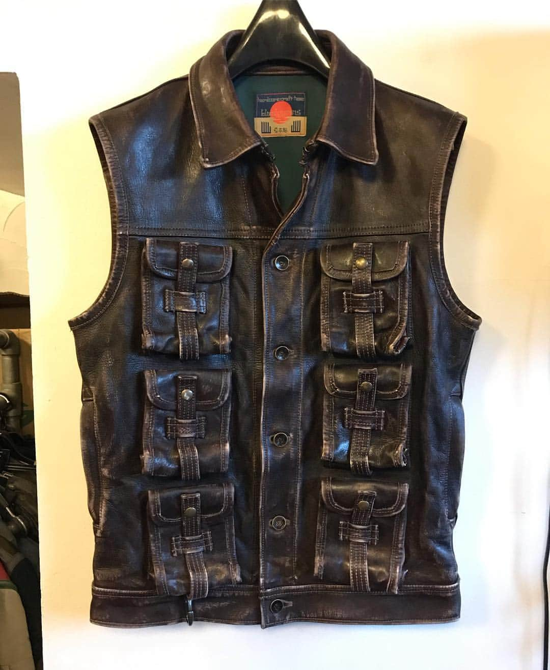 ブラックミーンズのインスタグラム：「bandolier vest and vintage  bandolier belt #blackmeans」