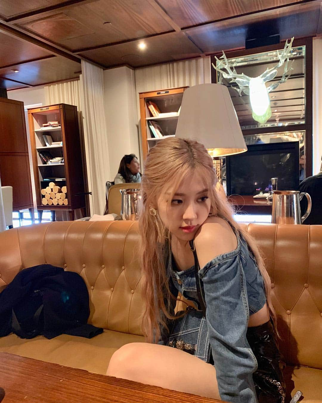 ロゼさんのインスタグラム写真 - (ロゼInstagram)「💙」4月17日 2時43分 - roses_are_rosie