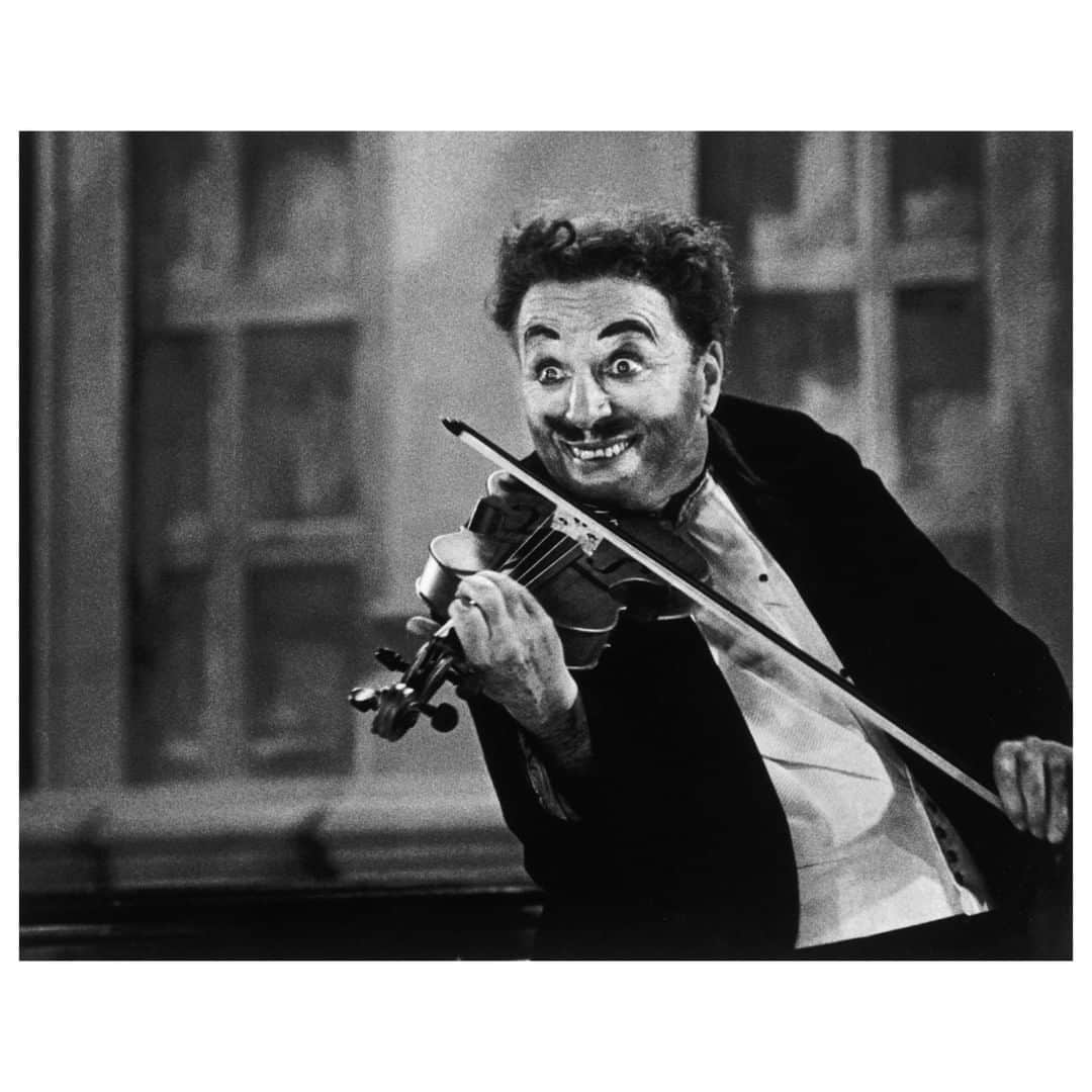 Magnum Photosさんのインスタグラム写真 - (Magnum PhotosInstagram)「Charlie Chaplin during the shooting of his movie "Limelight". Hollywood. California. USA. 1952. . Chaplin was born 130 years ago today. . © #WEugeneSmith/#MagnumPhotos . #CharlieChaplin #Chaplin #onthisday #bornonthisday」4月17日 3時01分 - magnumphotos