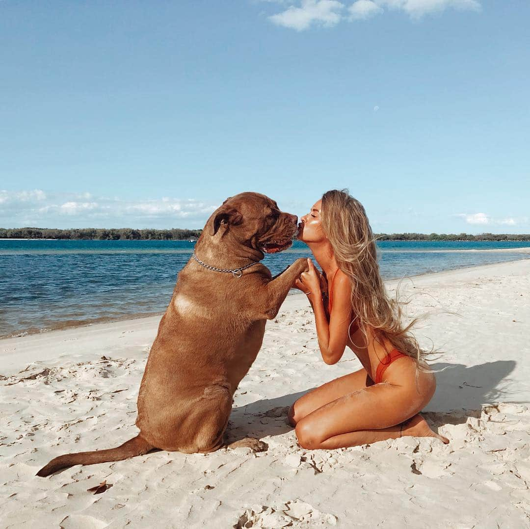 Renee Somerfieldさんのインスタグラム写真 - (Renee SomerfieldInstagram)「Love me.」4月17日 3時02分 - reneesomerfield